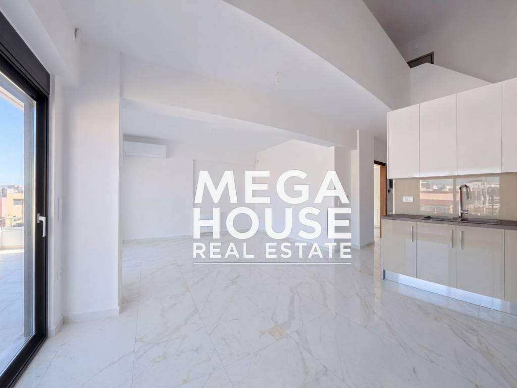 kitchen/living room 4th floor