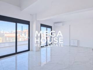 kitchen/living room 4th floor