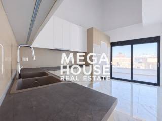 kitchen/living room 4th floor