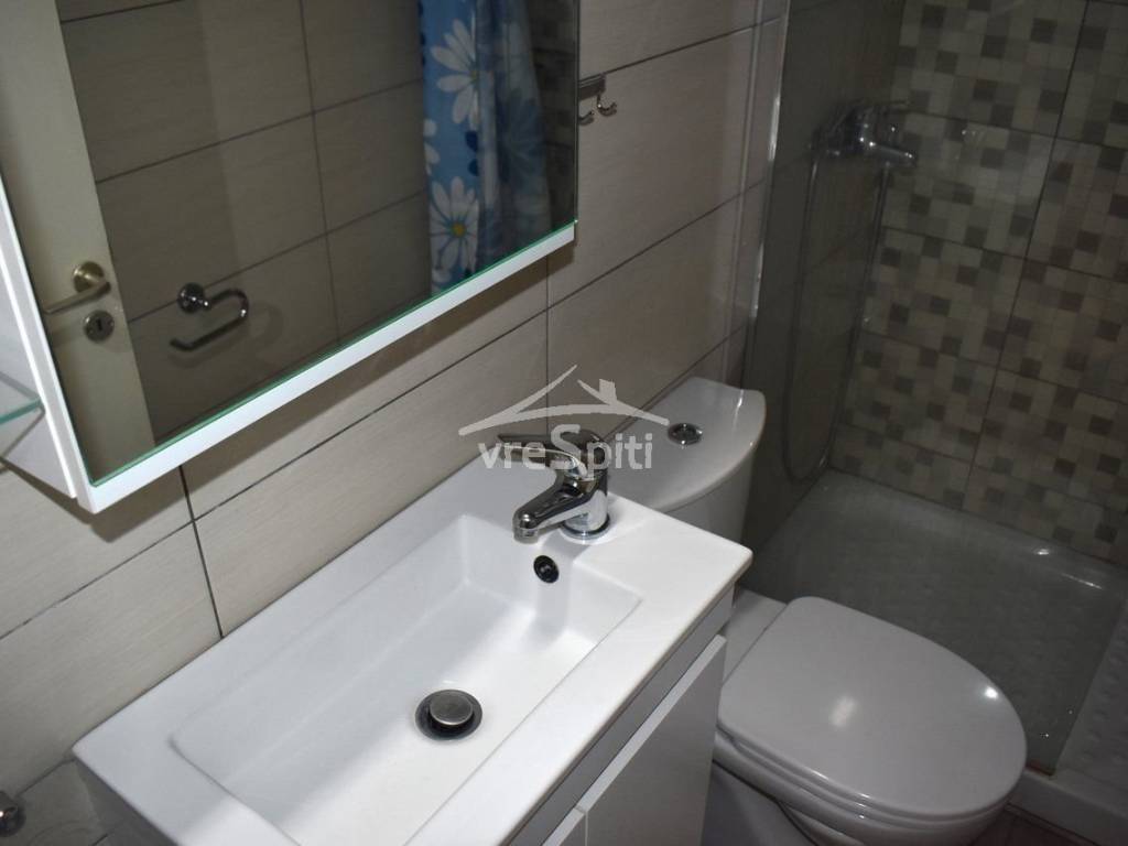 ΑΠΟΨΗ ΛΟΥΤΡΟΥ