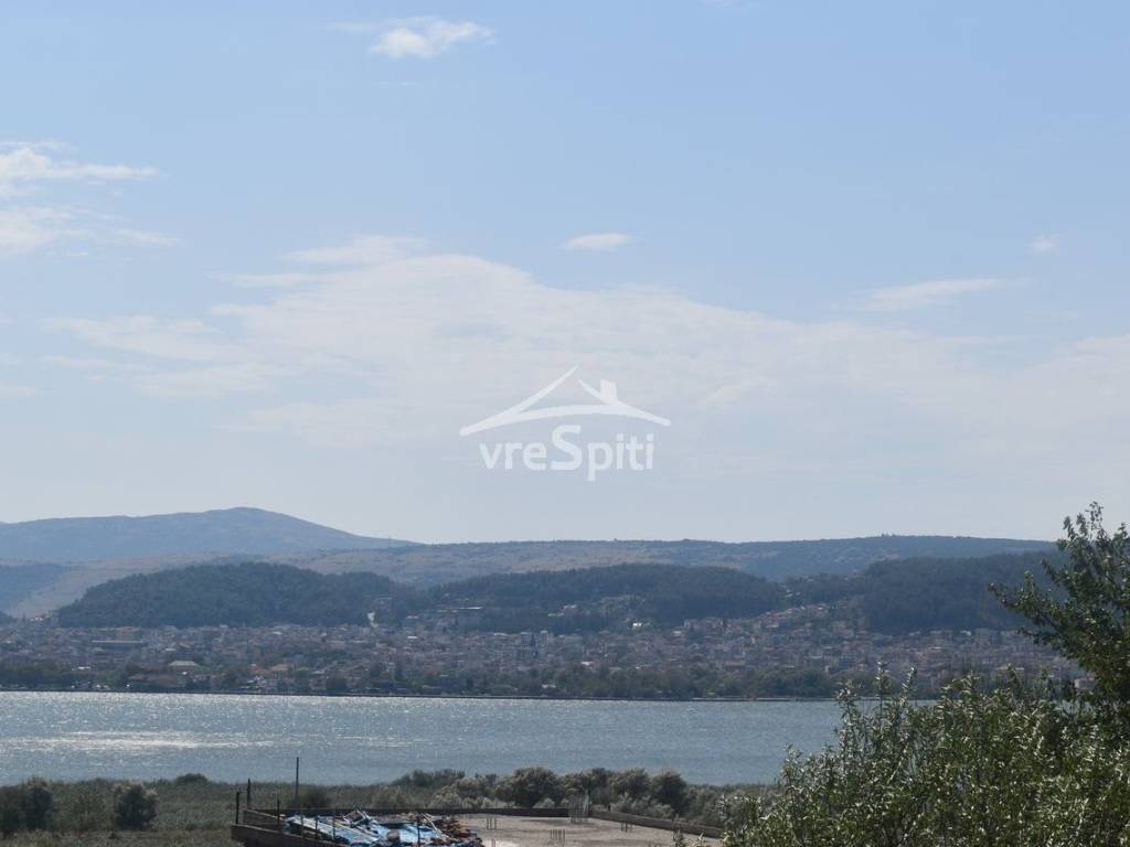 ΘΕΑ ΑΠΌ ΜΠΑΛΚΟΝΙ