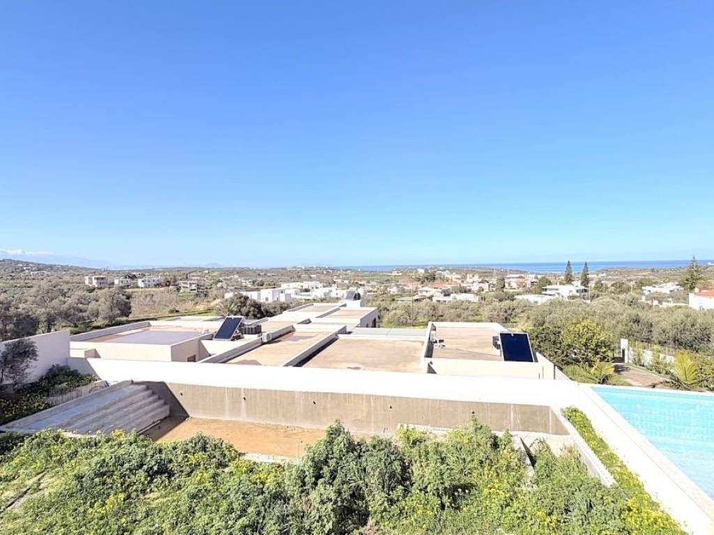 Sten kardia tes paradosiakes Peges.