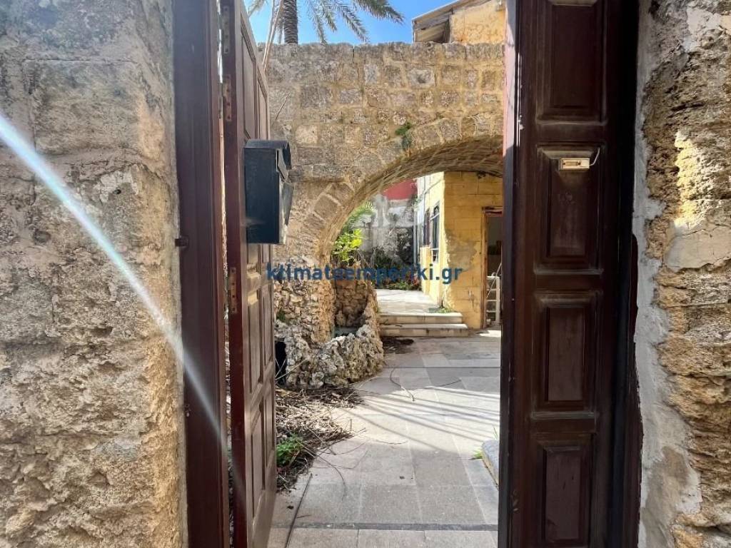 Εσωτερικοι χώροι