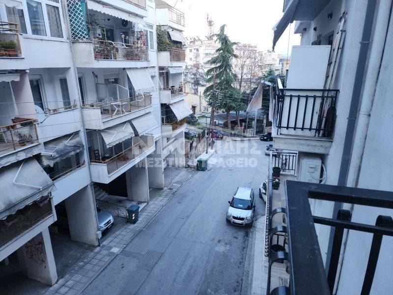 Θέα από μπαλκόνι