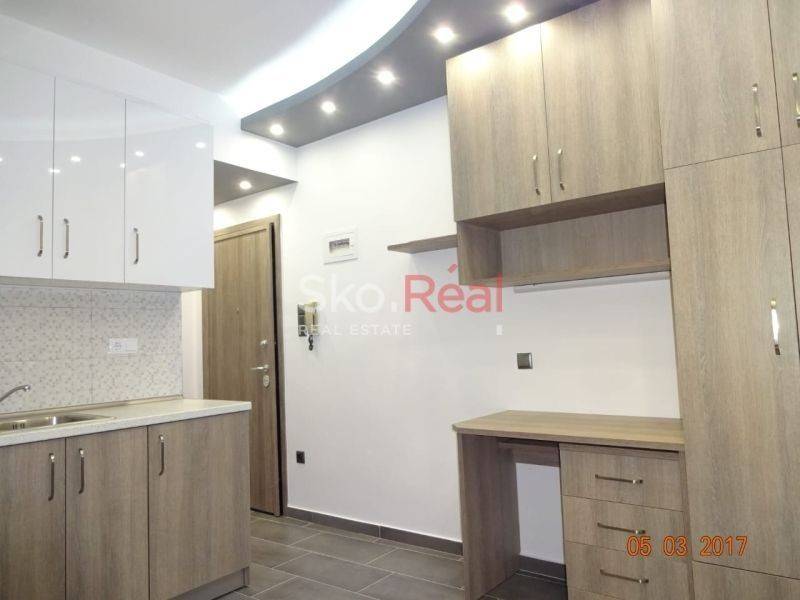 Σαλοκουζίνα