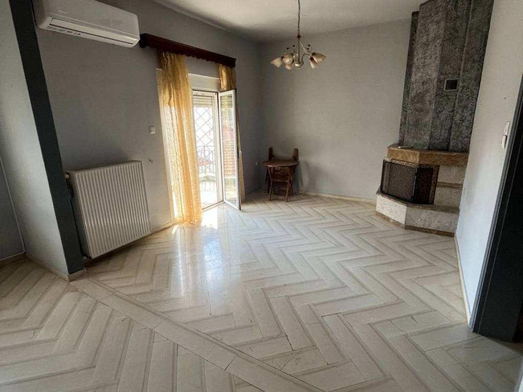 ΣΑΛΟΝΙ ΟΡΟΦΟΥ