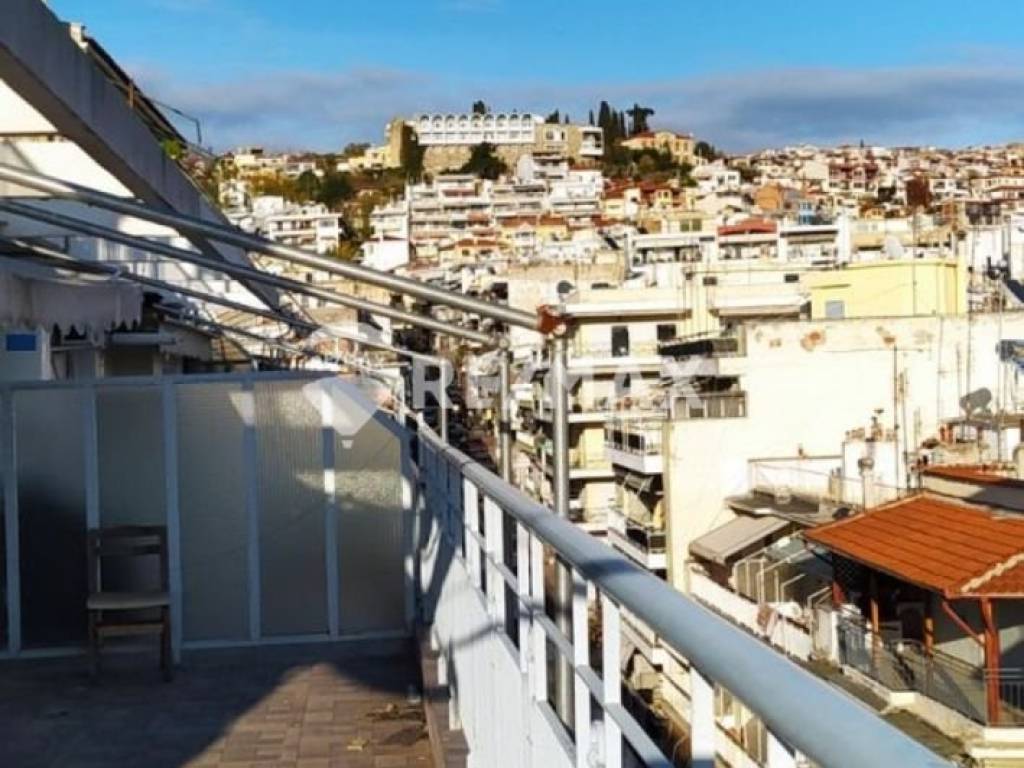 Θέα από μπαλκόνι