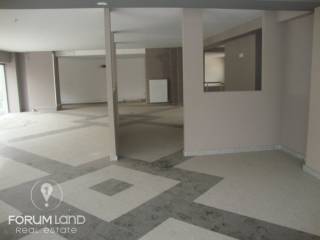 forumland Real Estate, ισόγειο