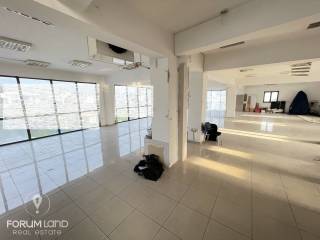 Forumland Real Estate, επαγγελματικός χώρος