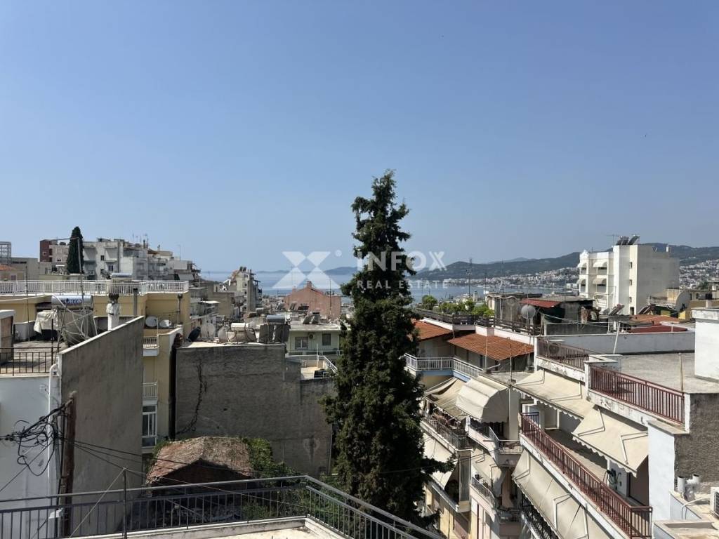 Θέα από μπαλκόνι