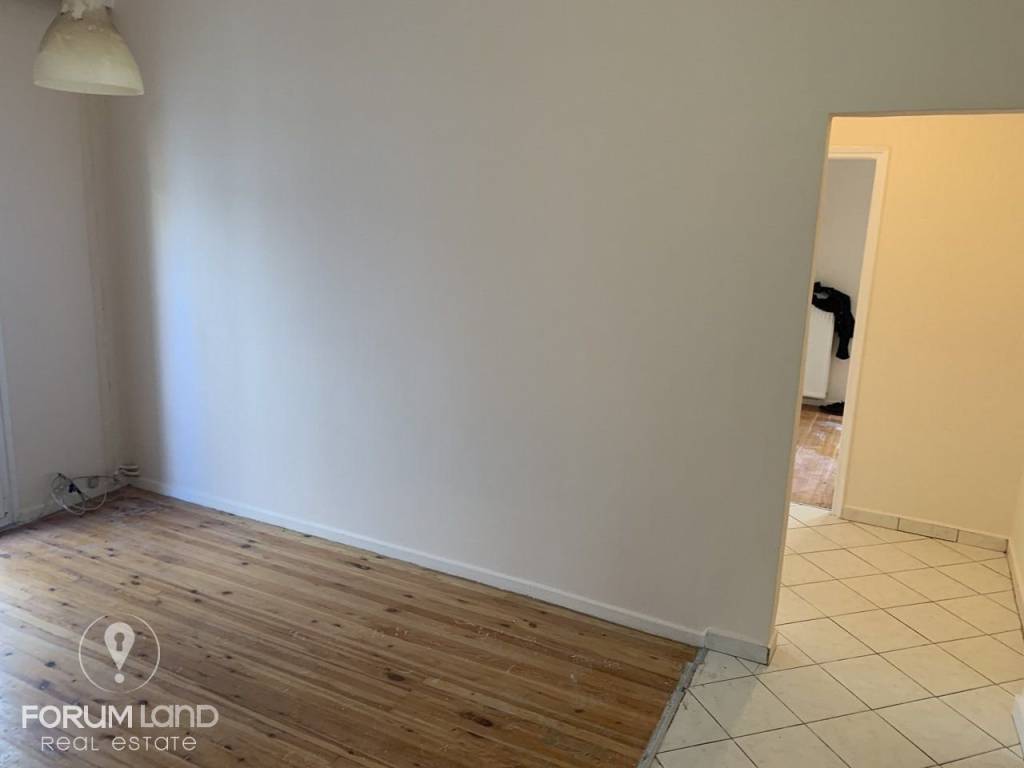 Forumland Real Estate, Καθιστικό