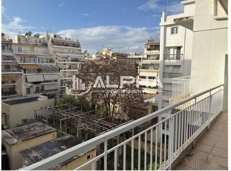 Θέα από μπαλκόνι