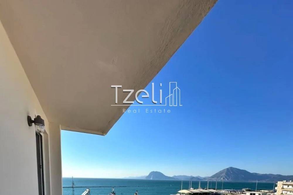 Θέα απο μπαλκόνι