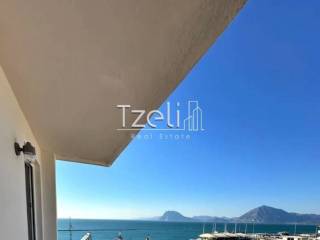 Θέα απο μπαλκόνι