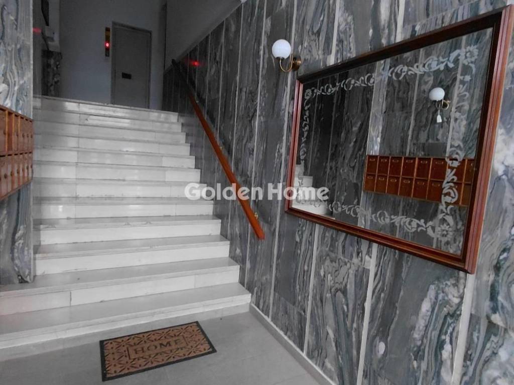 Χολ - Διάδρομος