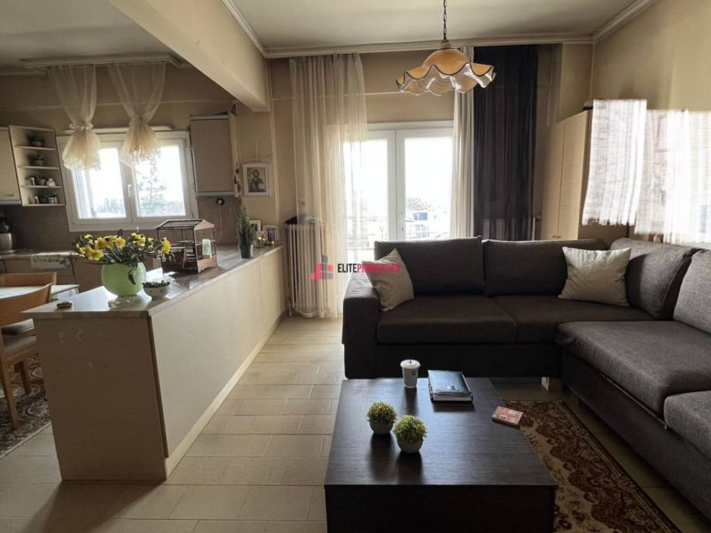 ΣΑΛΟΚΟΥΖΙΝΑ