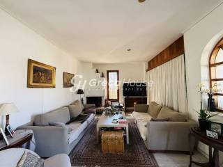 Οικιστικό κτίριο 4 επιπέδων προς πώληση Χαλανδρι