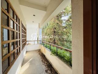 Οικιστικό κτίριο 4 επιπέδων προς πώληση Χαλανδρι