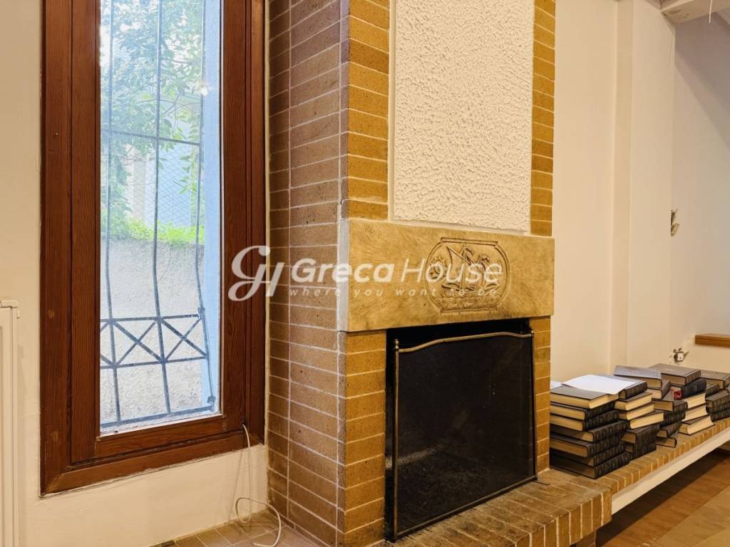 Οικιστικό κτίριο 4 επιπέδων προς πώληση Χαλανδρι