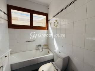 Mezoneta pros polese CHalandri Rizareios