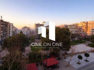 Θέα απο μπαλκόνι