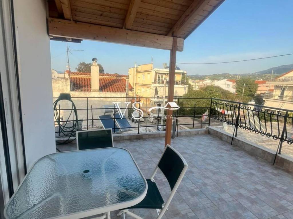 Θέα απο μπαλκόνι