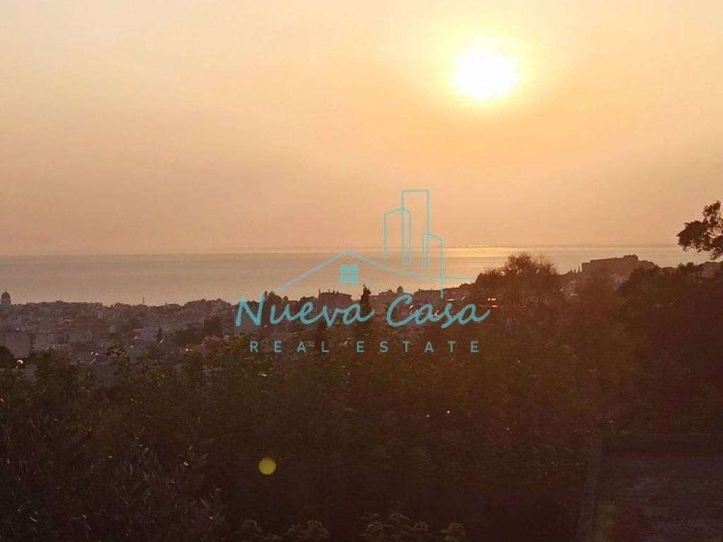 Θέα απο μπαλκόνι