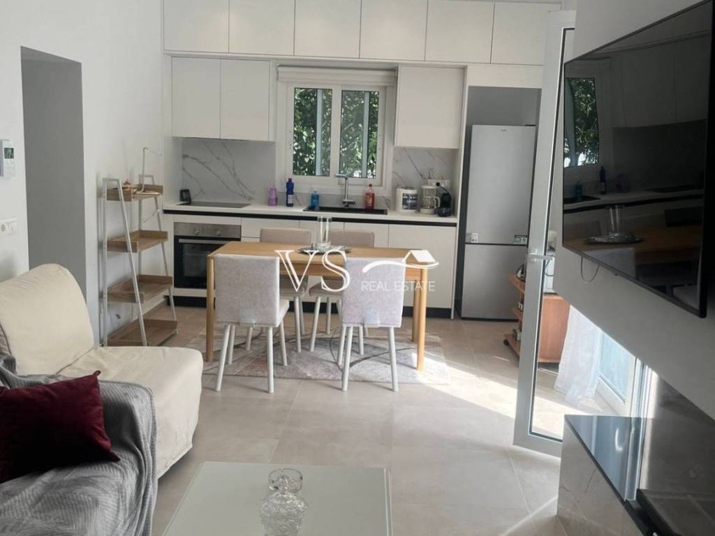 Σαλοκουζίνα