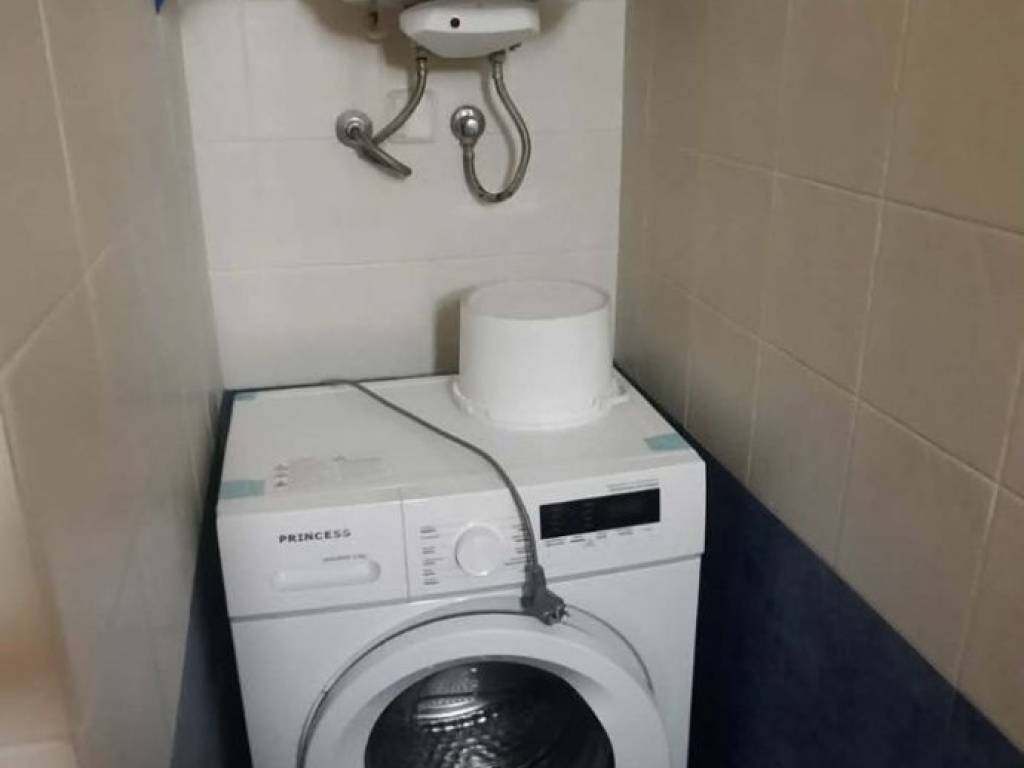 ΠΛΥΝΤΗΡΙΟ ΡΟΥΧΩΝ