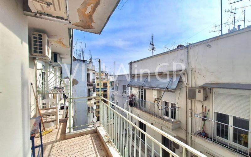 Θέα από μπαλκόνι