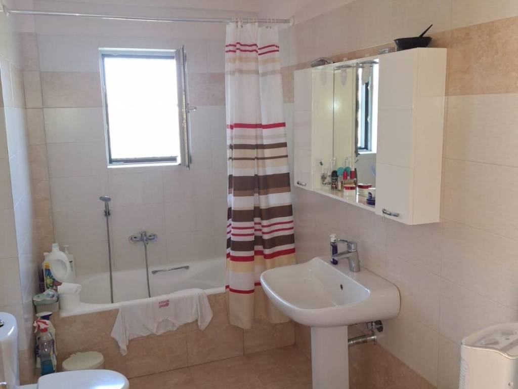 ΜΕΓΑΛΟ ΜΠΑΝΙΟ