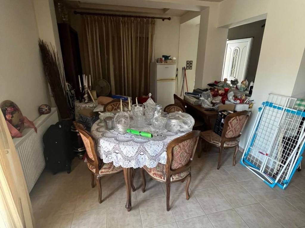 ΤΡΑΠΕΖΑΡΙΑ