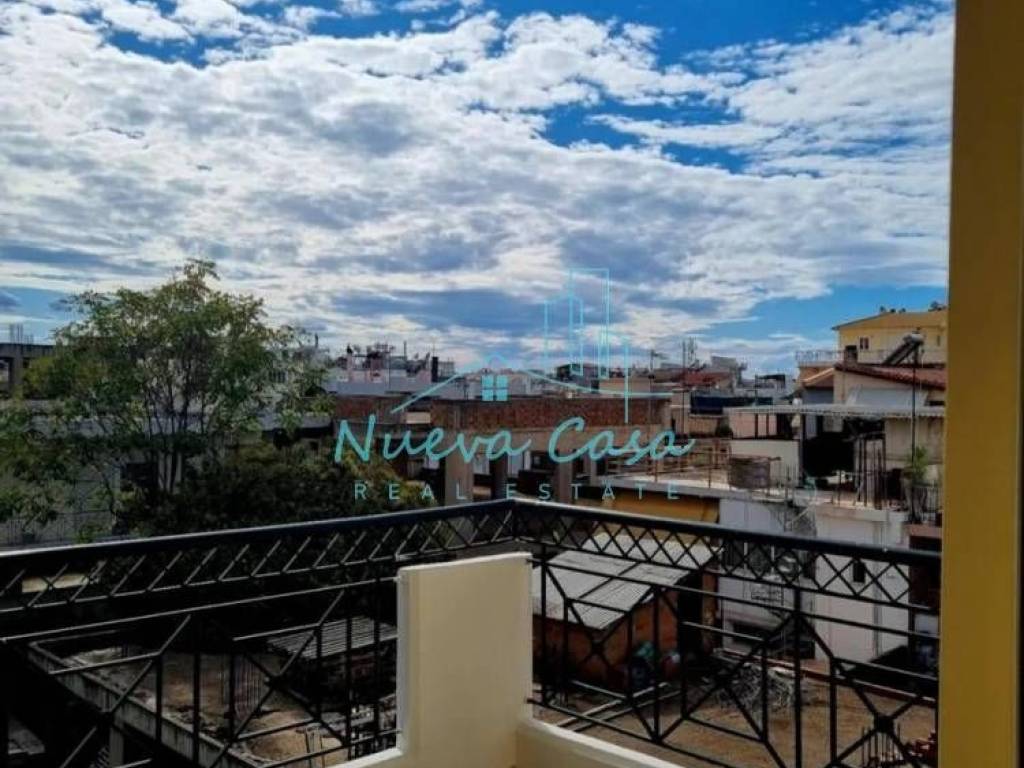 Θέα απο μπαλκόνι