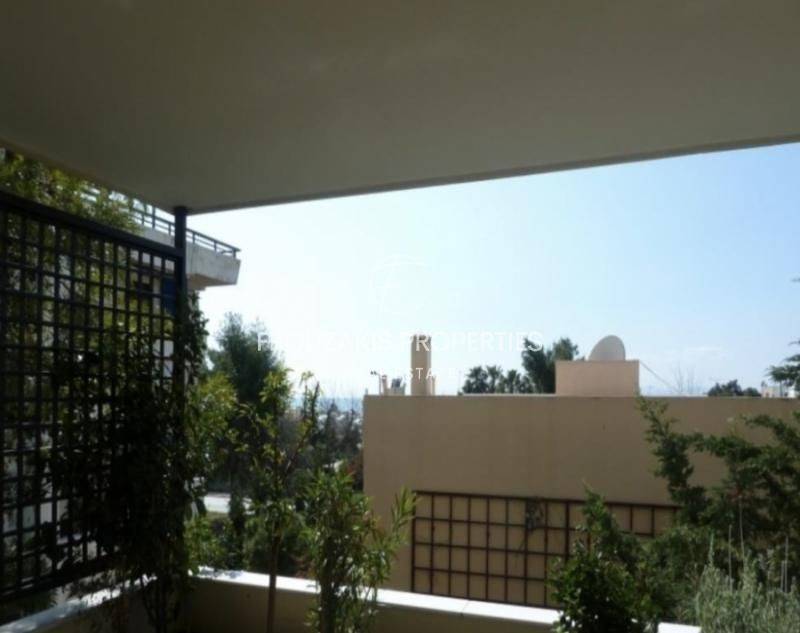 Θέα από μπαλκόνι