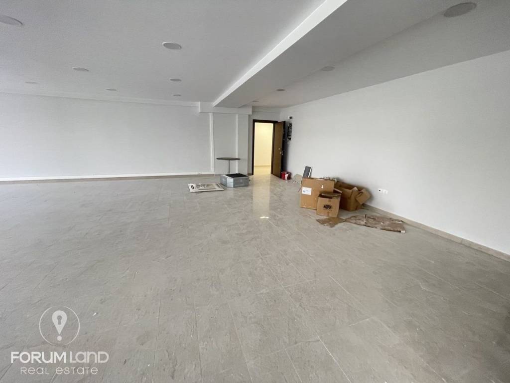 Forumland Real Estate, επαγγελματικός χώρος