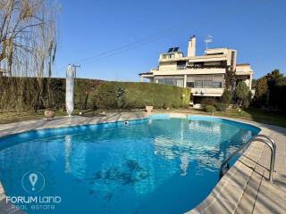 Forumland Real Estate,  unique maisonette 280sq.m.