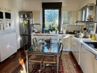 Forumland Real Estate, kitchen