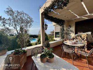 Forumland Real Estate,  unique maisonette 280sq.m.