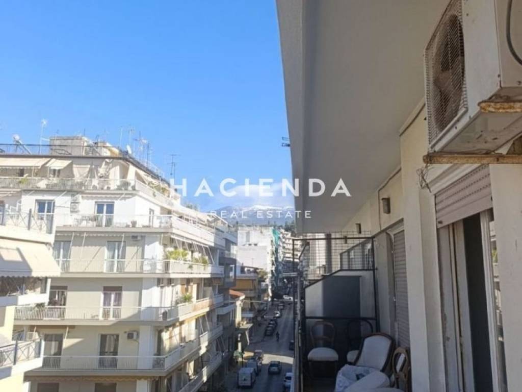 Θέα από μπαλκόνι