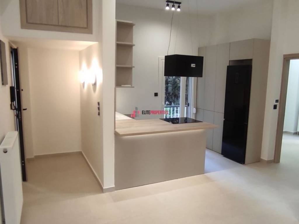 ΣΑΛΟΚΟΥΖΙΝΑ