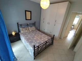 ANYPLACE MESITIKES YPERESIES