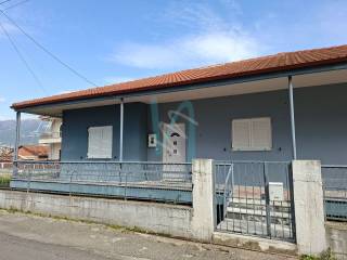 Monokatoikia - exoterike opse 1