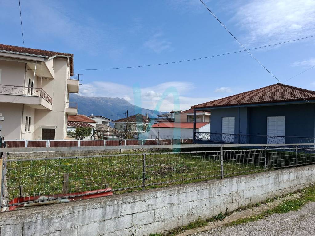 Monokatoikia - exoterike opse 4