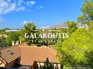 Θέα από μπαλκόνι