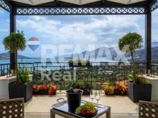 Θέα από μπαλκόνι