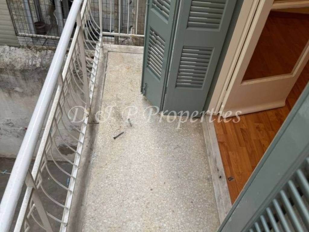 Μπαλκόνι πίσω