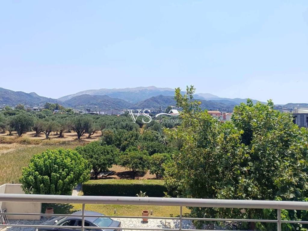 Θέα απο μπαλκόνι