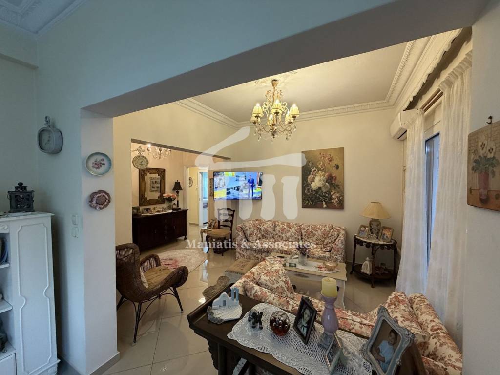 Εσωτερικοι χώροι