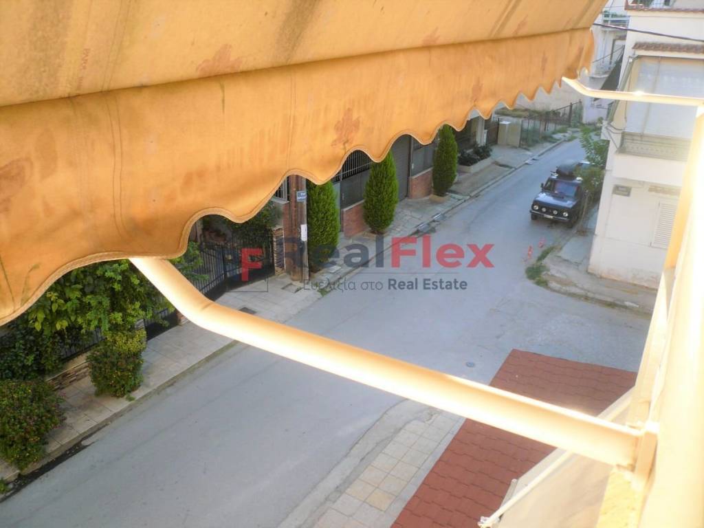 Θέα από μπαλκόνι