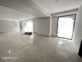 Forumland Real Estate, επαγγελματικός χώρος